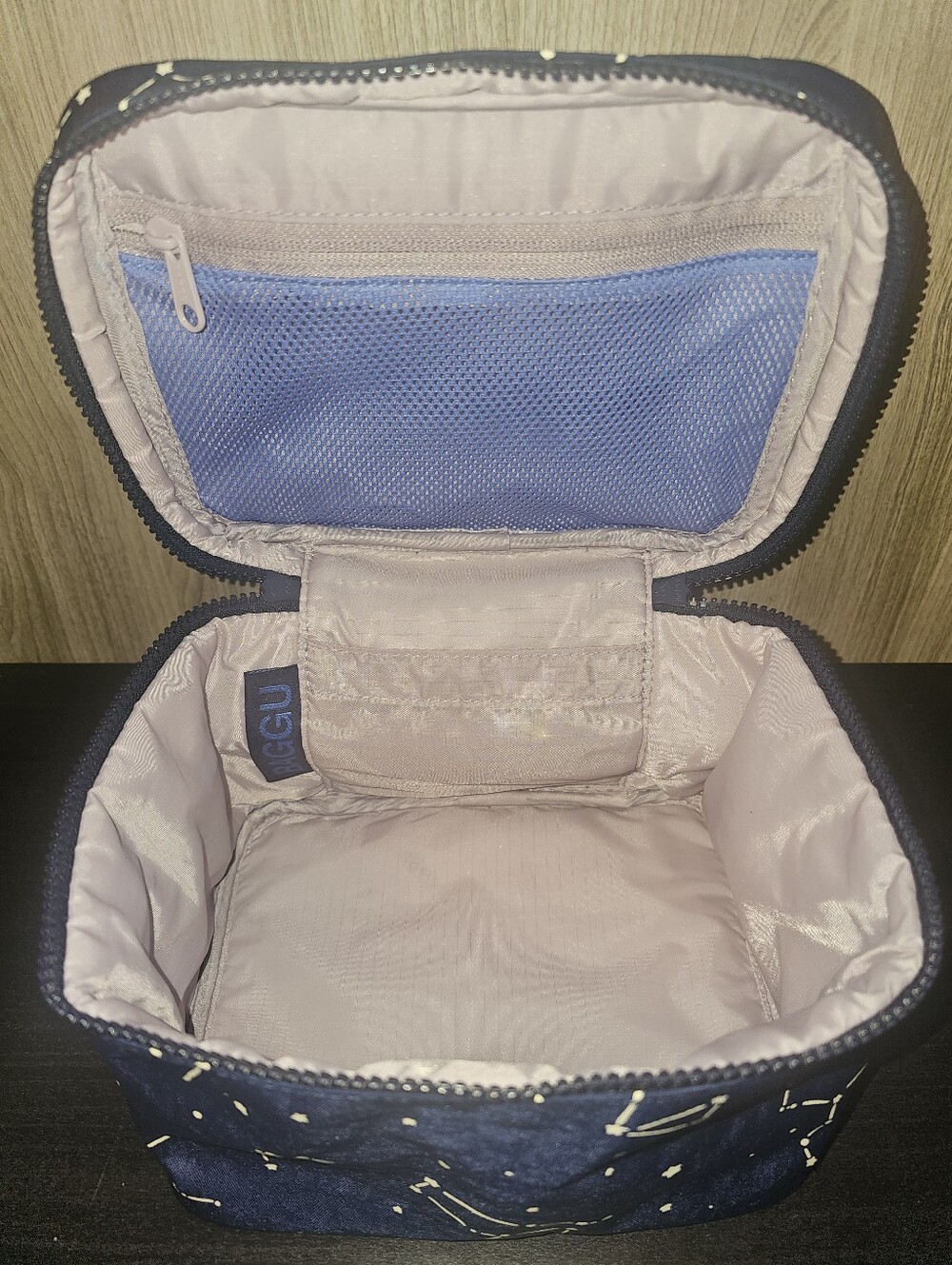 NWOT Baggu Constellation Large Cosmetic Case - Picture 9 of 10